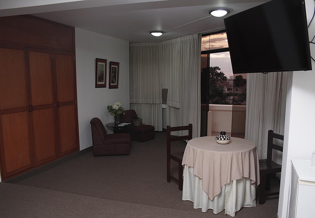 צ'יקלאיו Las Musas Hotel & Casino מראה חיצוני תמונה